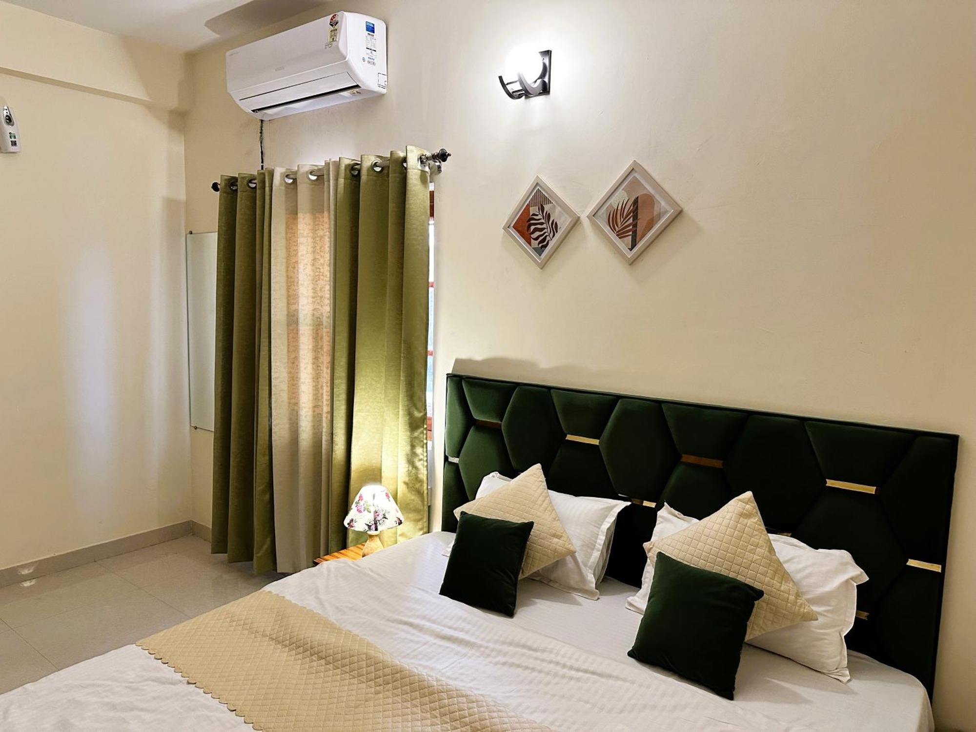 Zoomstay - 3Bhk Apartments Варанаси Экстерьер фото