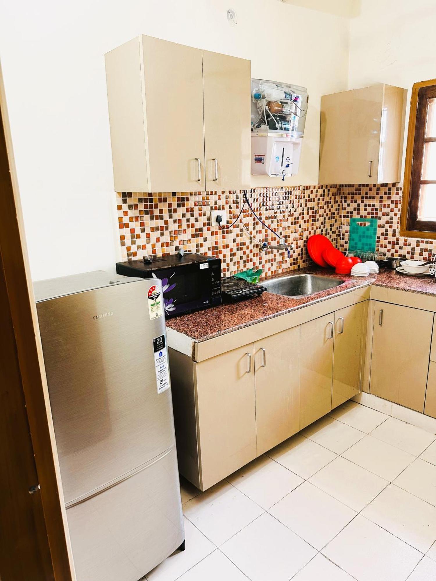 Zoomstay - 3Bhk Apartments Варанаси Экстерьер фото