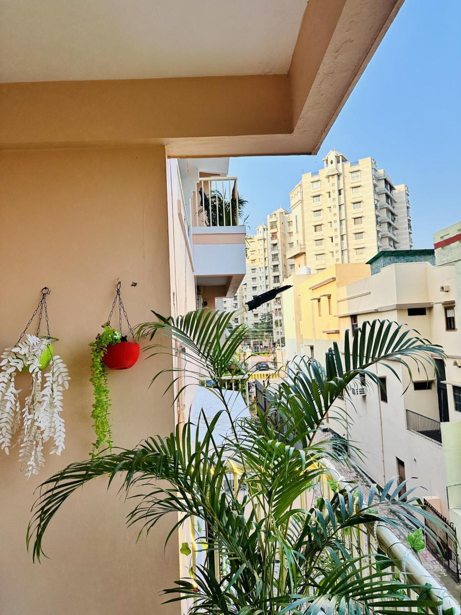 Zoomstay - 3Bhk Apartments Варанаси Экстерьер фото