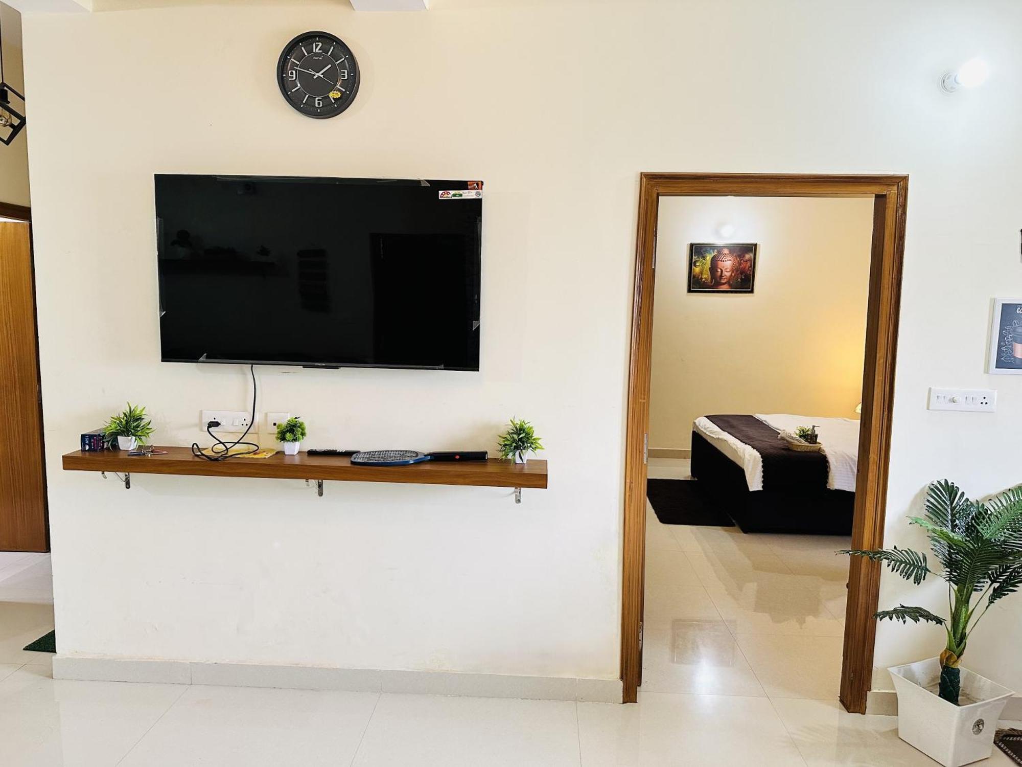Zoomstay - 3Bhk Apartments Варанаси Экстерьер фото